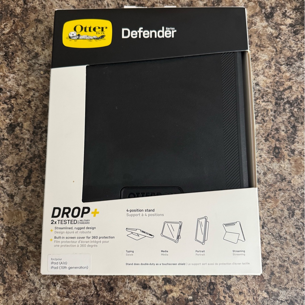 OtterBox Defender Pro Tablet Case for Apple iPad-‎ Black 10th Gen (A16